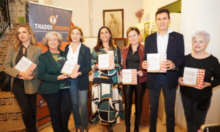 Se presenta en Jumilla el primer recetario tradicional del Ama de Casa de la Región de Murcia