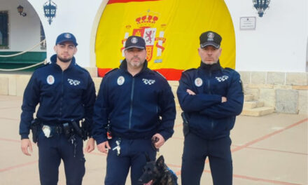 La unidad Canina de la Policía Local participa en CANEX 2024