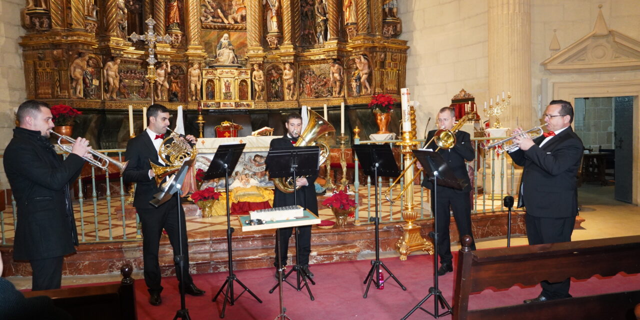 El Santo Costado realiza su concierto de Navidad con Jumilla Brass Quintet