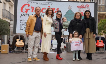 Coloma Floristas y La Jamonería, mejor escaparate y árbol navideños