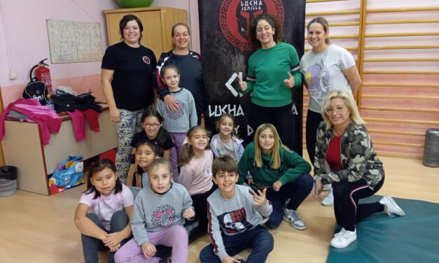 Club Lucha Jumilla concluye sus seminarios de defensa personal