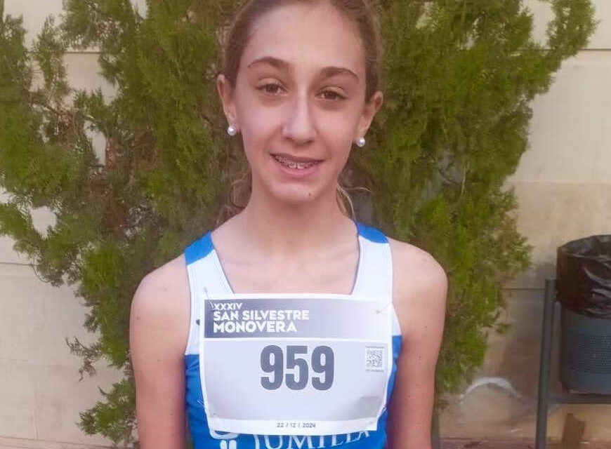 Laura López consigue la quinta plaza sub-14 en la San Silvestre Monovera