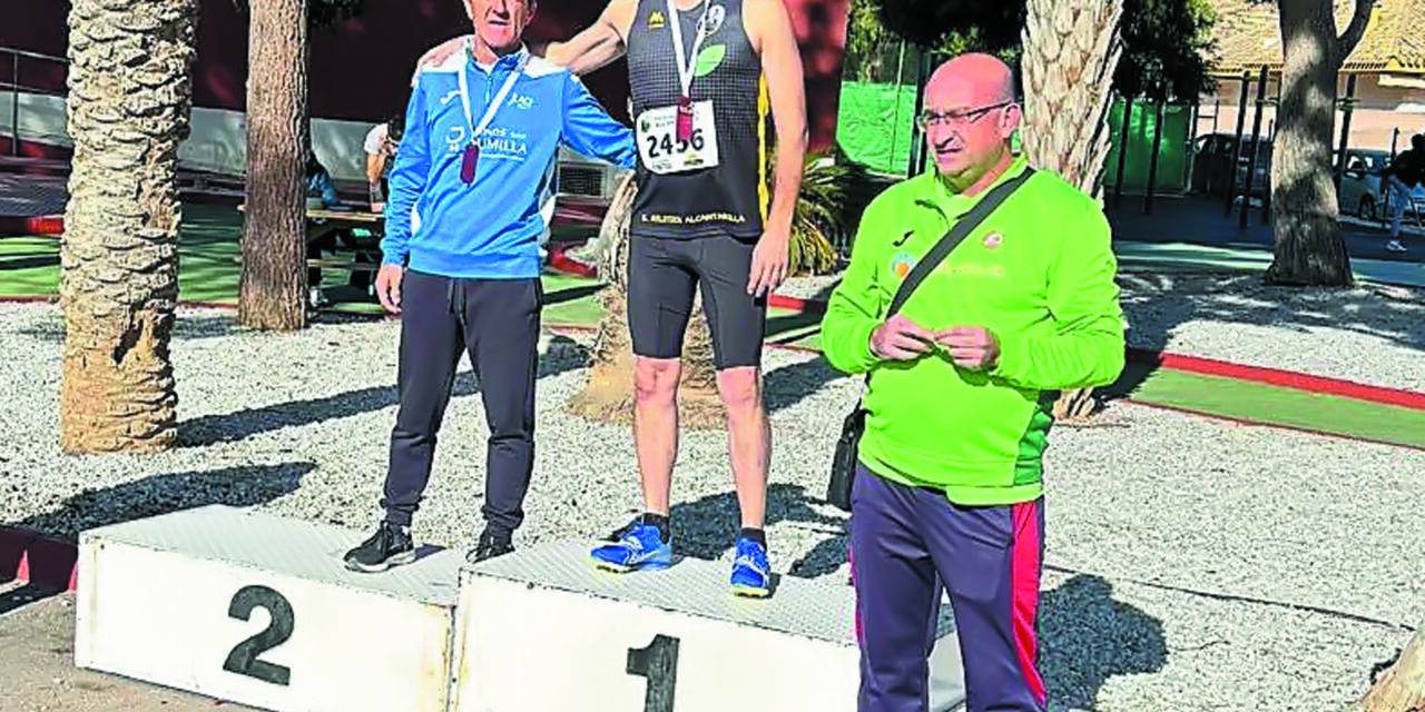 Doble podio de Juan Guardiola en el Regional Máster de Alhama