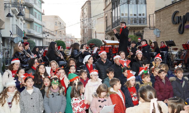 La AJAM cierra sus actividades de Navidad con un alegre concierto