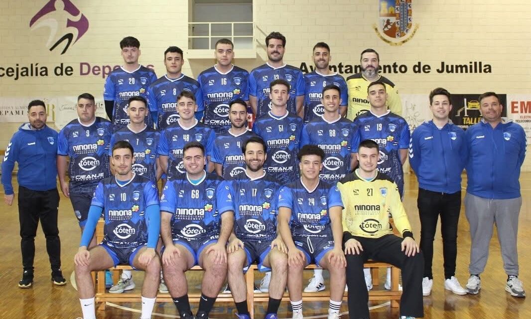 El Balonmano Jumilla supera con nota el duro escollo de Águilas