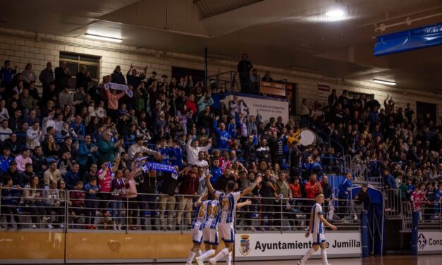 (14-9) Festival de goles en el derbi comarcal entre Jumilla CFS y Albatros Yecla
