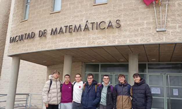 Siete alumnos del IES Arzobispo Lozano, en la fase regional de la Olimpiada Matemática