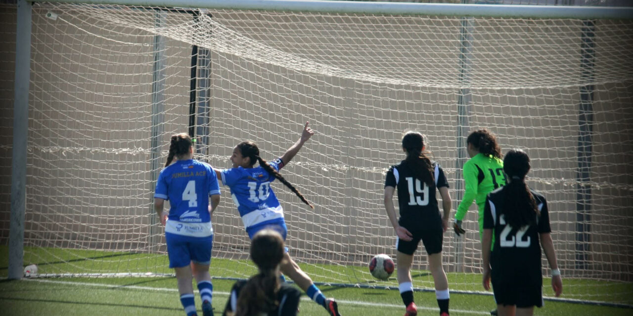 Póker de Inés en el triunfo del Jumilla sobre el Molinense (4-1)