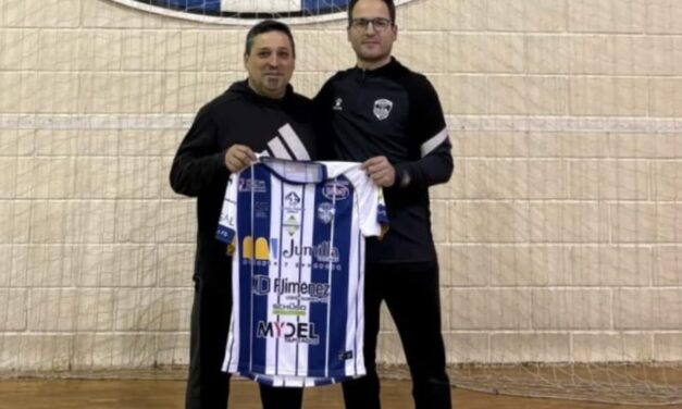 Miguel Ángel Amigo debuta con victoria como nuevo entrenador del filial del Jumilla CFS