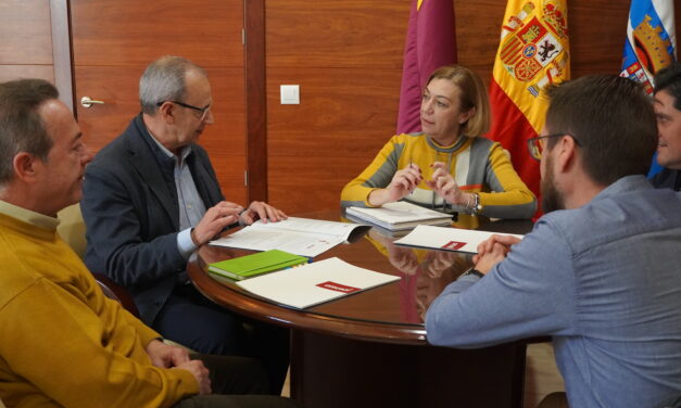 El Ayuntamiento busca fomentar el empleo a través de las Sociedades Laborales