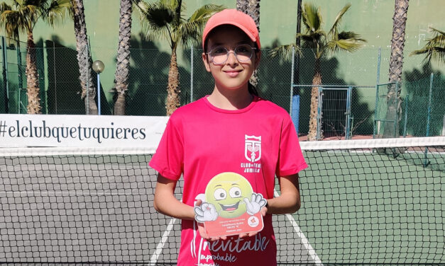Irene Fernández Carrión se proclama campeona sub-12 femenina del Circuito Iniciatenis