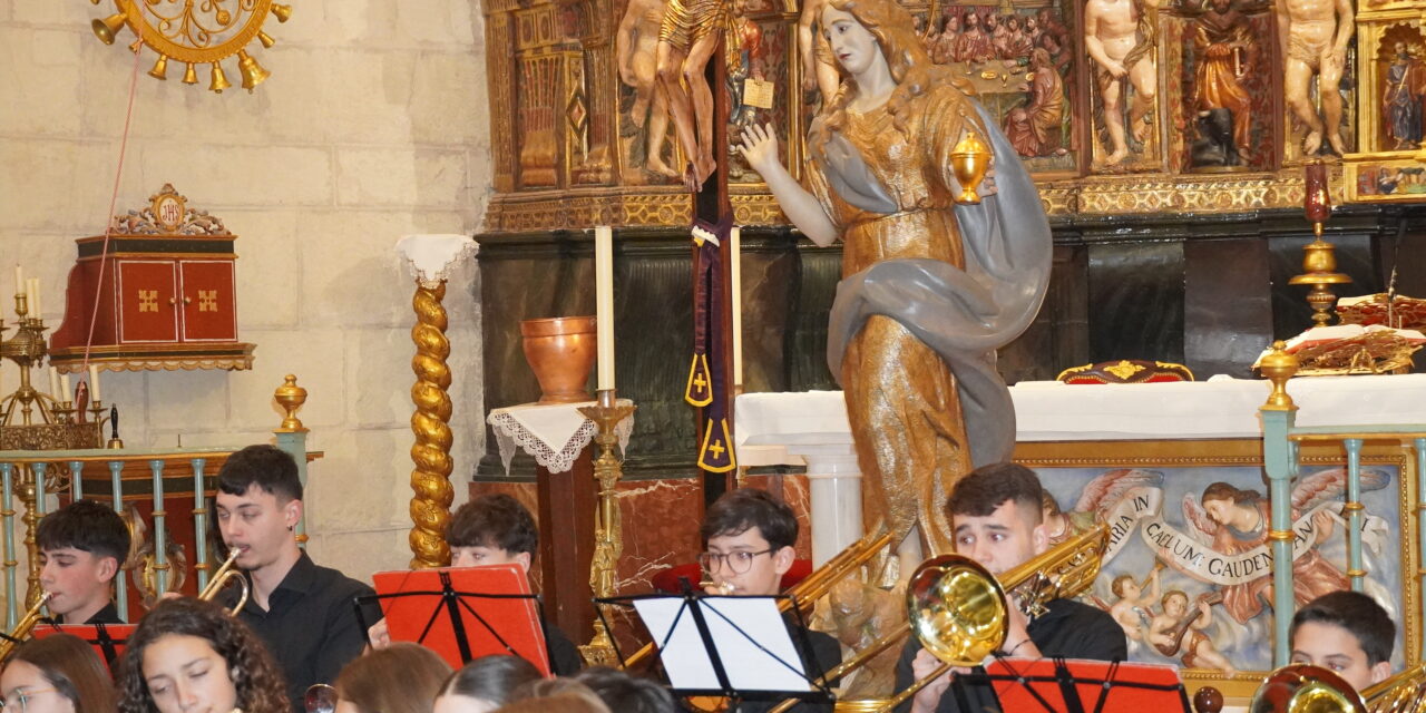 La Hermandad de la Magdalena destinó su concierto solidario a Cáritas Jumilla