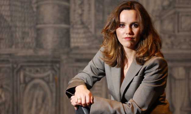 La Asociación Julián Santos nombrará Socia de Honor a María Pilar Vañó