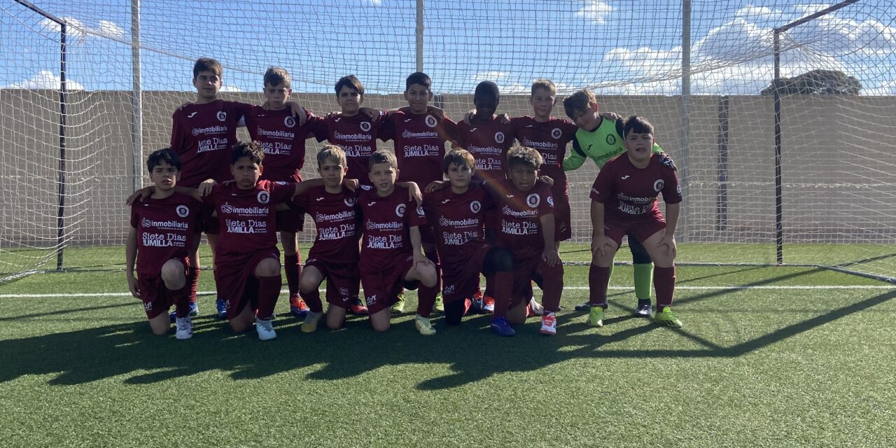 El FB Ciudad se lleva el derbi local de alevines frente a la Escuela (2-6)