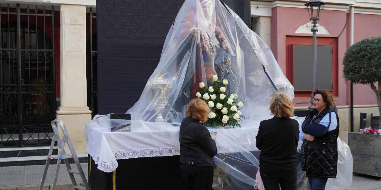 La meteorología va respetando la mayoría de actos de Semana Santa