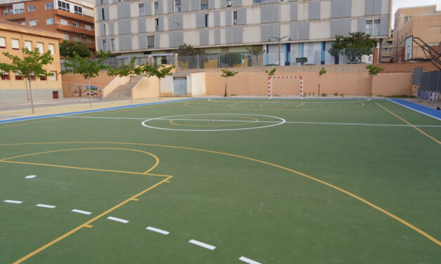 El Ayuntamiento finaliza las obras de mejora de una de las pistas del CEIP Carmen Conde