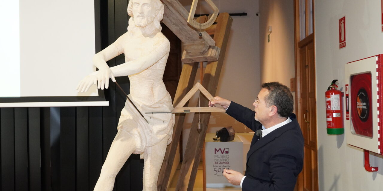 Mariano Spiteri descubre los simbolismos del Cristo en el audiovisual «Salzillo: El enigma revelado»