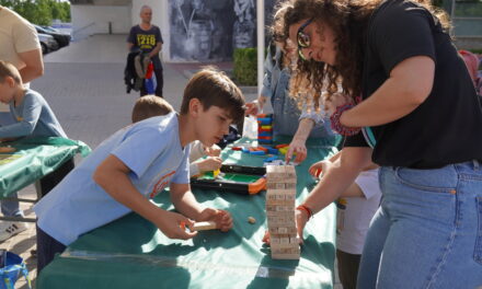 A pesar de aplazarse al domingo por la tormenta, el Día de las Familias contó con gran asistencia de público