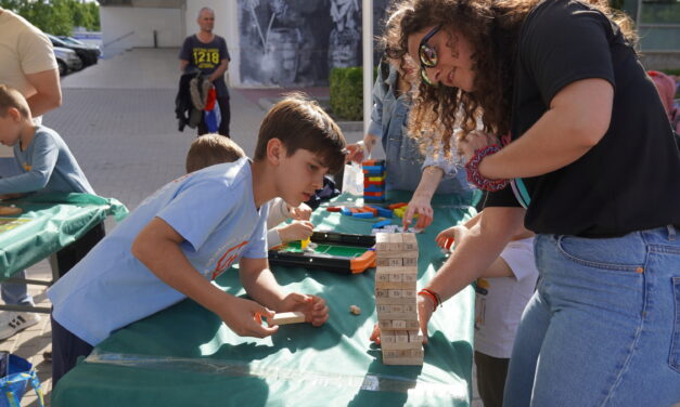 A pesar de aplazarse al domingo por la tormenta, el Día de las Familias contó con gran asistencia de público