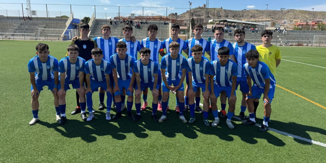 (1-0) La Escuela de Primera Juvenil mantiene el pulso por el primer puesto