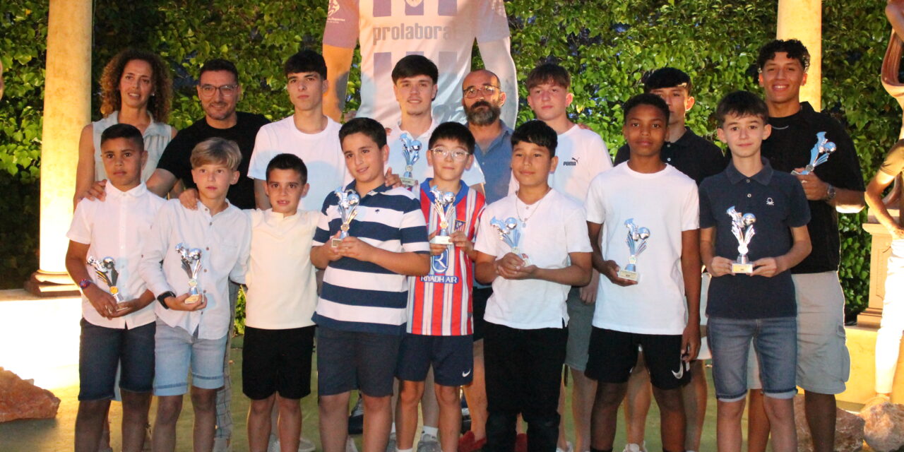 Fiesta de fin de curso para la EFF Jumilla con reconocimiento a goleadores y más regulares