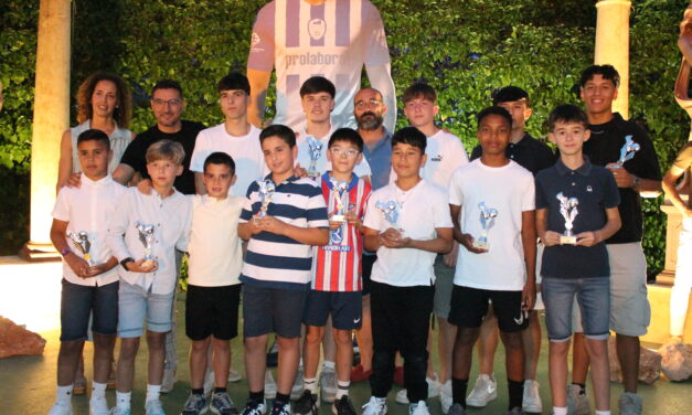 Fiesta de fin de curso para la EFF Jumilla con reconocimiento a goleadores y más regulares