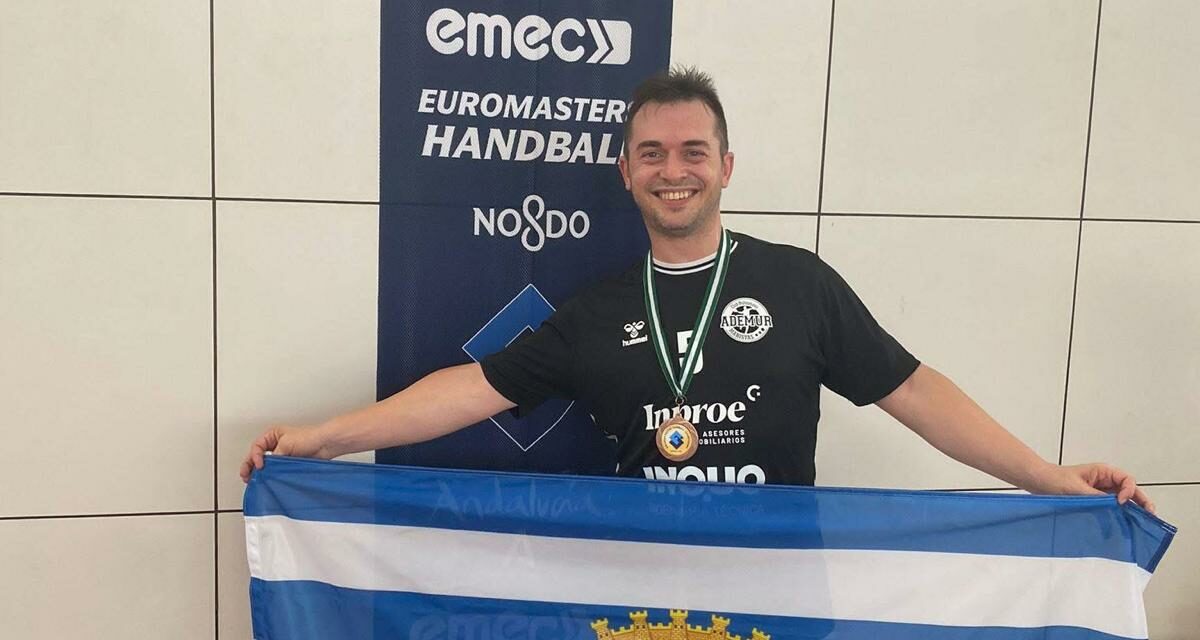 Miguel Ángel Pérez compite en el Europeo de Balonmano Máster en las filas de Ademur