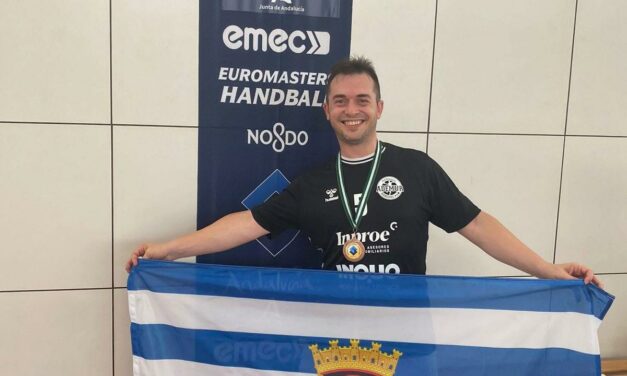 Miguel Ángel Pérez compite en el Europeo de Balonmano Máster en las filas de Ademur