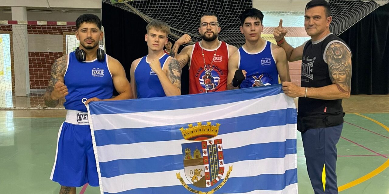 Sebastián Valencia y Alfredo Junior triunfan en sus combates de la velada celebrada en Torre Pacheco