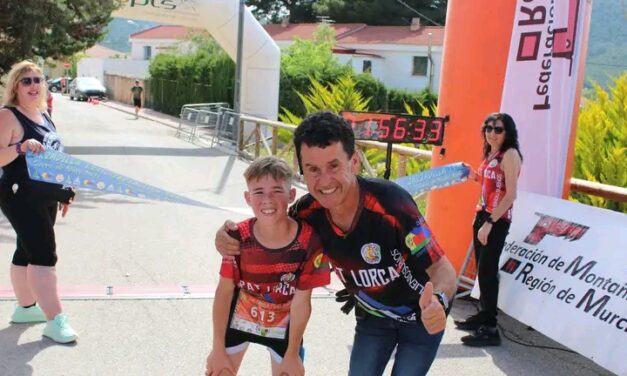 Ángel Pérez termina tercero en infantiles de la Zarzadilla Trail