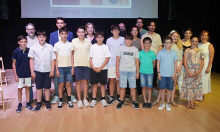 Veinte alumnos de la Escuela se gradúan y ahora empiezan sus estudios profesionales