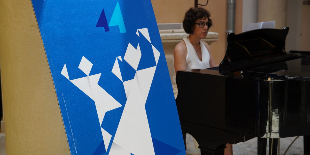 A ritmo del ‘Fandango jumillano’ al piano, se presenta el cartel del 44 FNF Ciudad de Jumilla