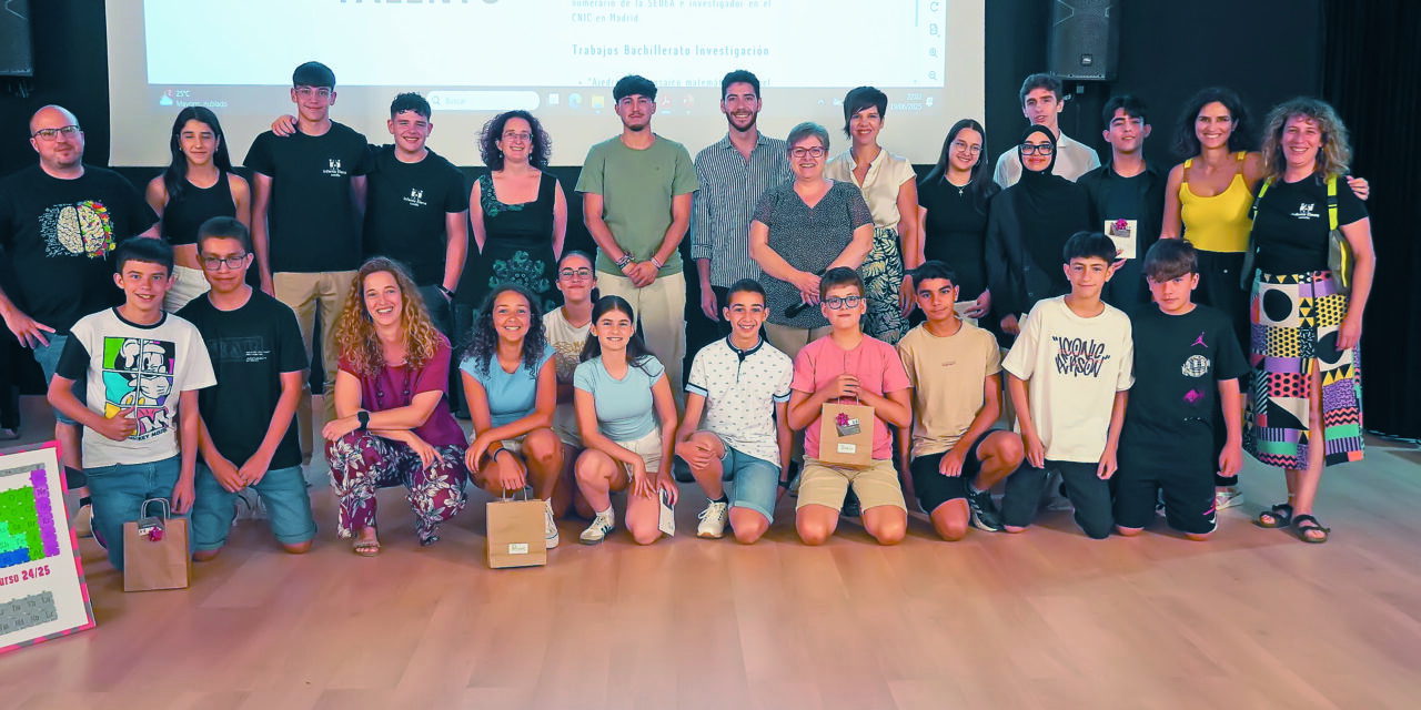 Derroche de talento en la I Gala del IES Infanta Elena