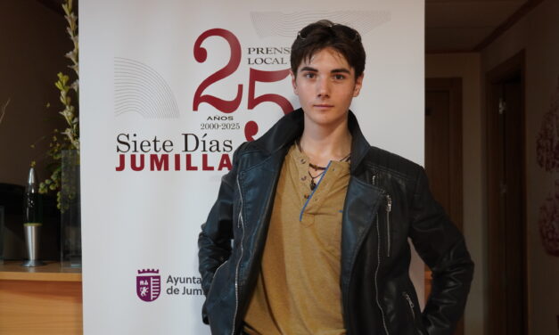 El bailarín José Luis Giménez pretende ‘dejar huella’ en la Región ganando Tiempo de Danza