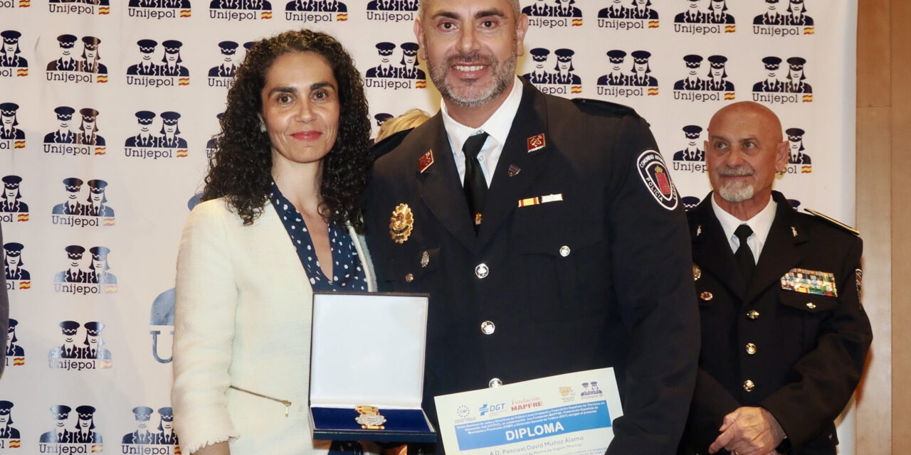 Pascual David Muñoz recibe la Medalla de Oro a la Seguridad Vial