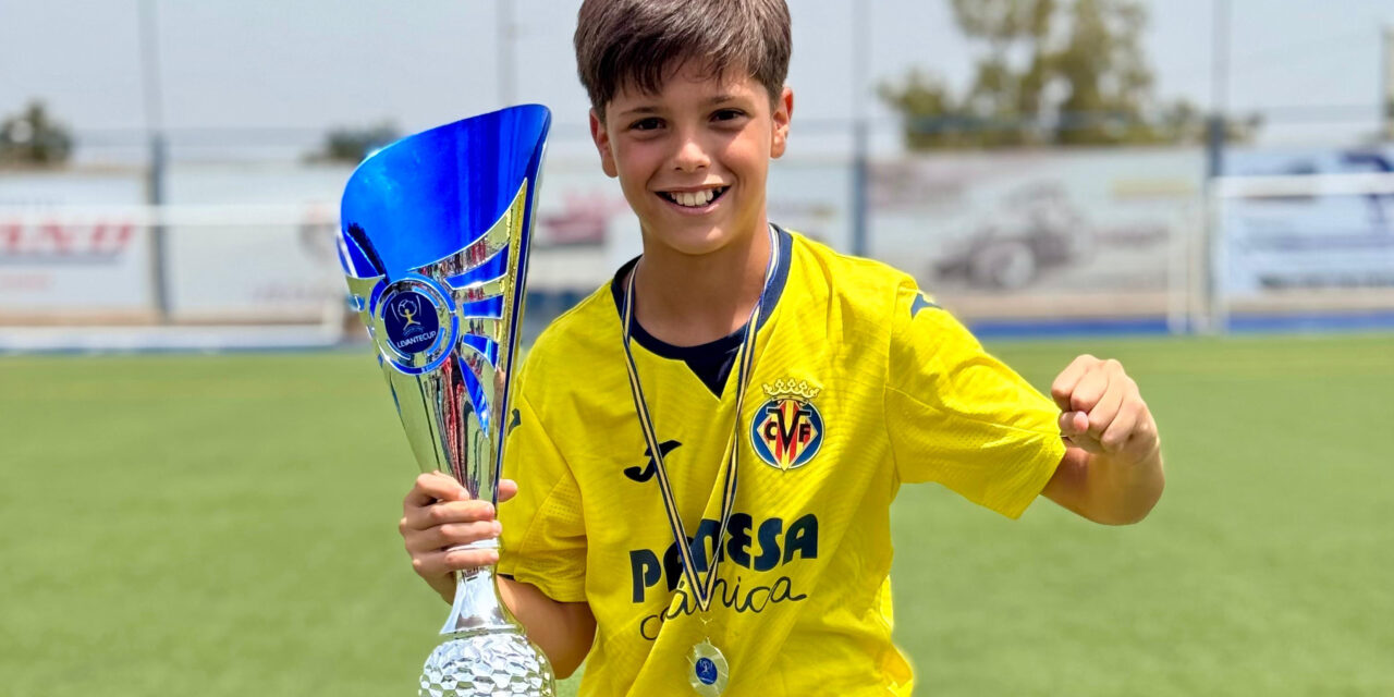 Rubén Ruiz, campeón del Torneo Levante Cup con el Villarreal CF