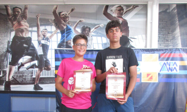 Alberto Hernández y Roberto Fernández, campeón y subcampeón del Torneo IniciaTenis