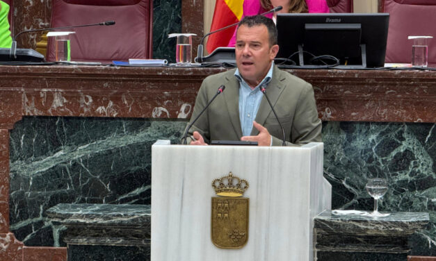 El PSOE Regional saca adelante una iniciativa para solicitar ayudas para el sector agrario