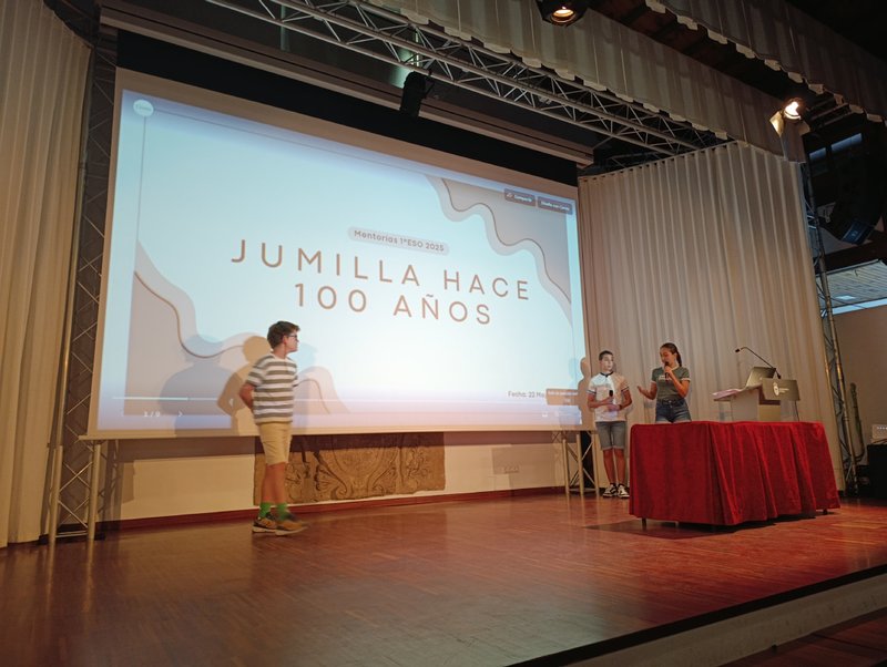Alumnos del IES Infanta Elena participan en las Jornadas de Promoción del Talento