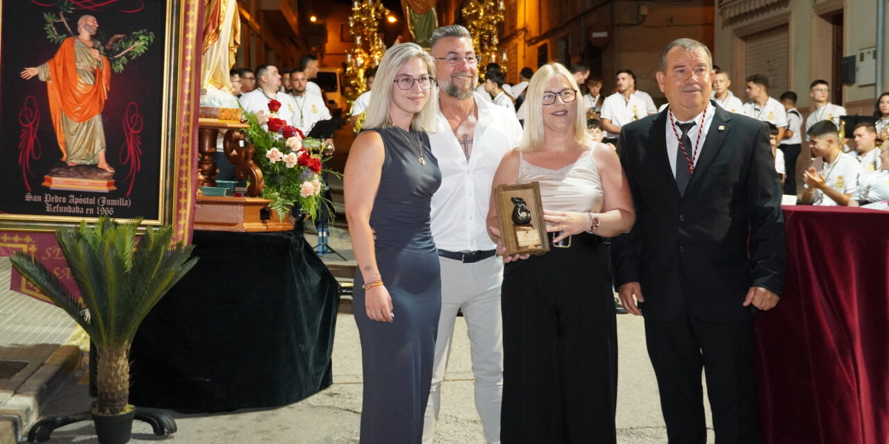 La familia García Santa ha recibido el Denario de Plata, reconociendo así el trabajo y desvelo por su cofradía