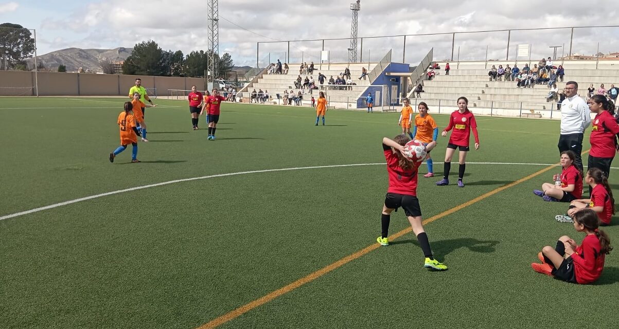 La EFF Jumilla anuncia a otros tres técnicos para la 2025/26