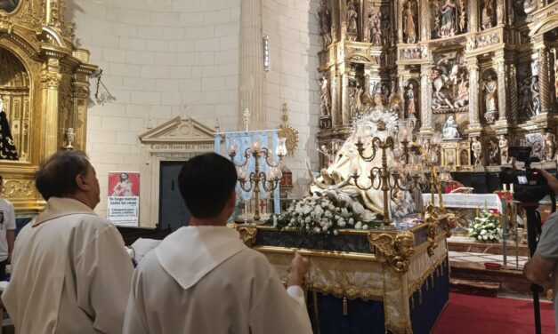 La Patrona está en la iglesia Mayor de Santiago y espera la ofrenda de flores