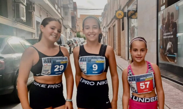 Podio de las hermanas Carcelén en la Legua Huertana de Javalí