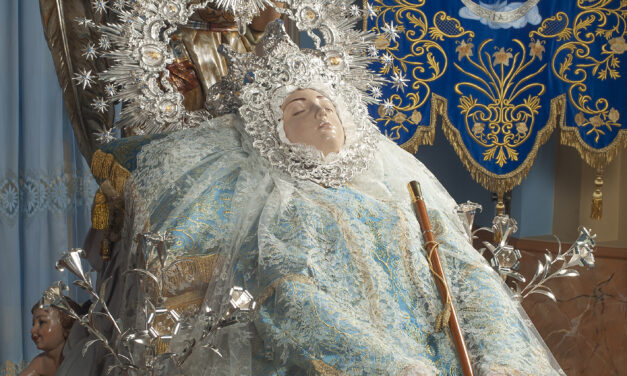 Siete Días Jumilla entrega en la próxima edición una lámina de la patrona, la Virgen de la Asunción