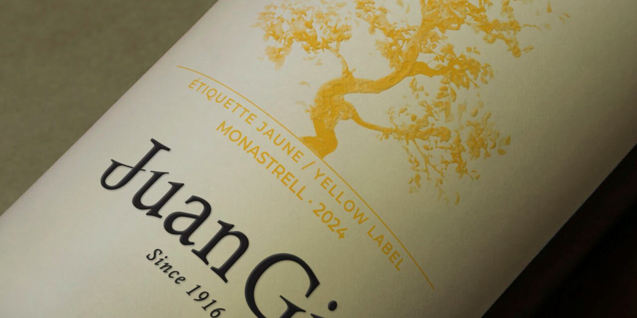 Juan Gil Etiqueta Amarilla ha sido elegido Mejor Vino Tinto Joven de España de la Guía Gourmet 2026