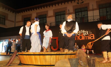 La Ofrenda de Uvas representa la forma tradicional de elaborar el vino