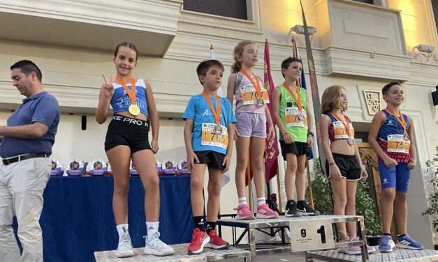 Lucía Carcelén se trae un segundo puesto de la Nocturna de Cotillas