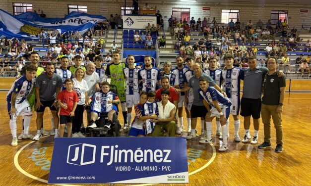 Puesta de largo del Jumilla CFS para afrontar su vuelta a la Segunda División B