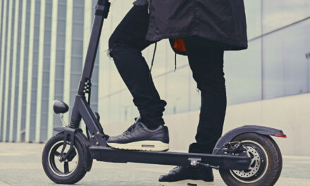 Regular el uso de patinetes eléctricos