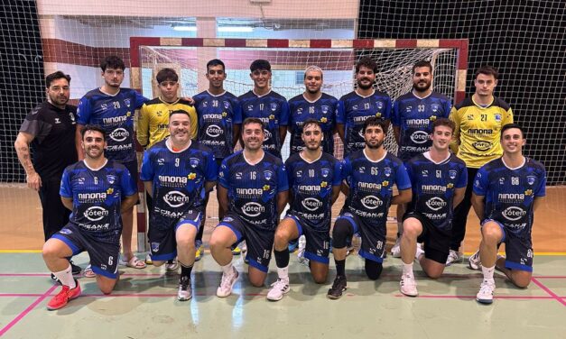 El Balonmano Jumilla inicia la defensa del título con triunfo en Puerto Lumbreras (20-26)